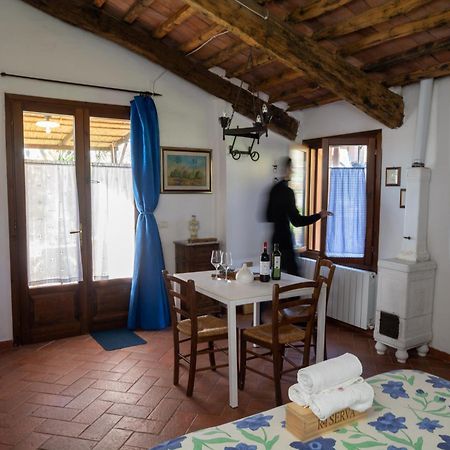 Agriturismo Colle Vento Suvereto Quarto foto